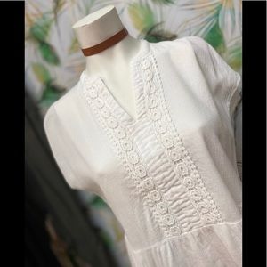 Lord & Taylor short sleeve Top